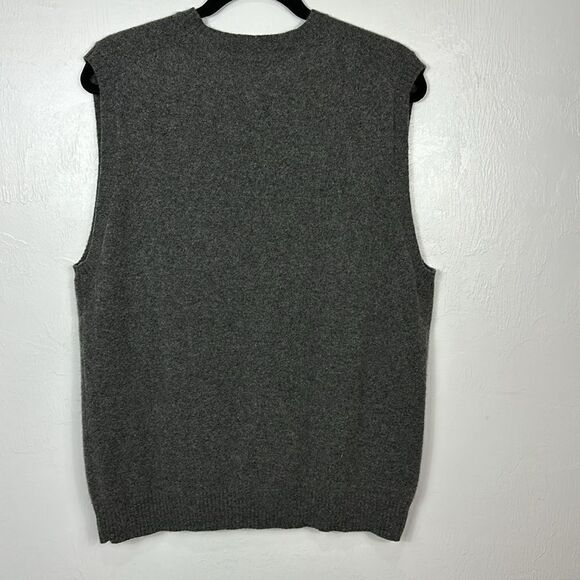 Brooks Brothers Scottish Lambswool Gray Vest Sleeveless Sweater Size L - Picture 3 of 7